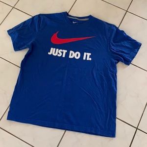 Nike T-Shirt